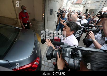 ©PHOTOPQR/L'EST REPUBLICAIN/Ludovic LAUDE ; Besançon ; 24/07/2020 ; Besançon le 24/07/2020 fait divers Nicolas ZEPEDA extradition NARUMI Affaire NARUMI Japon - Besancon, Frankreich, juli 24. 2020 - Ankunft in Besancon Gericht des chilenischen Nicolas Zepeda beschuldigt des Mordes an einem japanischen Studenten in Frankreich fast vier Jahren während Auslieferungsprozess . Nicolas Zepeda, 29, war in der Wohnung seiner Mutter im Ferienort Viña del Mar, 120 Kilometer (75 Meilen) nordwestlich von Santiago, unter Hausarrest gestellt worden. Er wird in Frankreich wegen vorsätzlicher Tötung von Narumi Kurosaki (2) im Jahr 2016 angeklagt Stockfoto