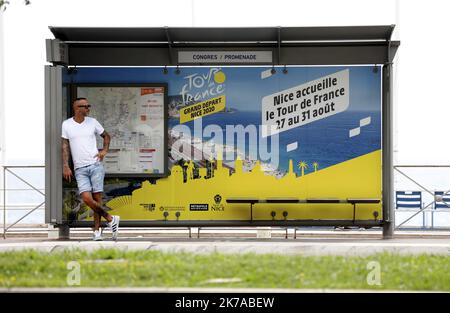 ©PHOTOPQR/NICE MATIN/Dylan Meiffret ; Nice ; 28/07/2020 ; NICE, le 28/07/2020, Illustration Tour de france 2020 dont le départ se fera à Nice dans 1 mois. - Die Tour de France 2020 wird die Ausgabe 107. des Rennens sein, mit einem Grand-Abfahrt in Nizza. Die Tour de France 2020 wird nun vom 29. August bis 20. September stattfinden. Stockfoto