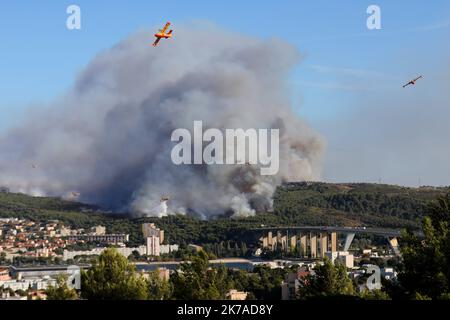 ©PHOTOPQR/LA PROVENCE/Serge Gueroult ; Port de Bouc ; 04/08/2020 ; Incentidie de Martigues Südfrankreich, august 4. 2020 - Hauptbrand Stockfoto