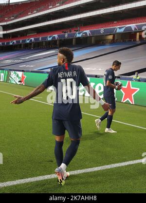 ©PHOTOPQR/LE PARISIEN/ARNAUD JOURNOIS ; LISBONNE ; ; FOOTBALL FINALE DE LA LIGUE DES CHAMPIONS . LISBONNE ESTADIO DA LUZ . 23/08/2020 . PARIS SG - BAYERN MÜNCHEN Neymar Lissabon: 08/23/2020; EM-Finale. PSG Bayern München Stockfoto