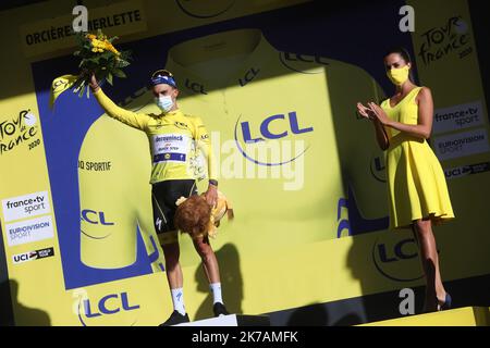 ©PHOTOPQR/LA PROVENCE/DUCLET Stéphane ; Sisteron ; 01/09/2020 ; Tour de France 2020. Etape Sisteron Orcieres. POOL PQR Le Français Julian Alaphilippe (Deceuninck-Quick Step) Konserve le maillot jaune. - Tour de France 2020, Etappe 4 / SISTERON > Orcières-MERLETTE Tour de France 2020, Stockfoto