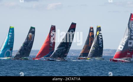 ©PHOTOPQR/OUEST FRANKREICH/David ADEMAS ; LORIENT ; 10/09/2020 ; Départ de la course à la voile les 48h Défi Azimut , au large de l’ile de Groix ( Morbihan ) le 10 septembre 2020 . Foto : David ADEMAS / Ouest-France - 2020/09/10. Start des Segelrennens auf der Défi Azimut 48h vor der Insel Groix Stockfoto