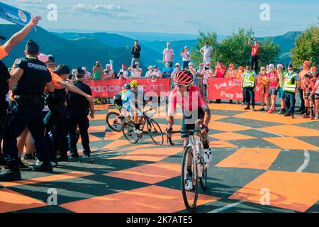 ©PHOTOPQR/LA MONTAGNE/Richard BRUNEL ; ; 11/09/2020 ; Cyclisme Tour De France Etape Chatel-Guyon Puy Mary, Quintana, Ambiance, le 11/09/2020 Foto R Brunel - Tour de France 2020, 13. Etappe auf Sept. 10. 2020 Châtel-Guyon - Puy-Mary Stockfoto