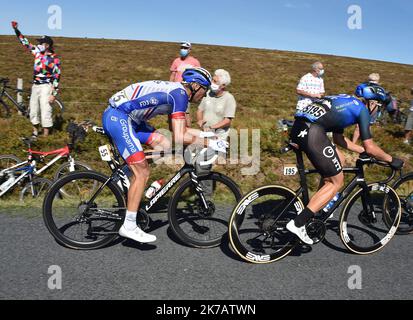 ©PHOTOPQR/LE PROGRES/Philippe VACHER - Chalmazel-Jeansagnière 12/09/2020 - Sport -Matthieu Ladagne. Ambiente en haut du col du Béal. Etape Clermont Ferrand Lyon .Tour de France cycliste 2020. - 2020/09/12. Tour de France, Etappe 14. Stockfoto