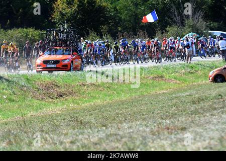 ©PHOTOPQR/LE PROGRES/Philippe TRIAS - 13/09/2020 - Tour de France, Isère, 13. September 2020. -Le peloton sur les Routes du département de l'Isère. - 2020/09/13. Tour de France Etappe 15. Stockfoto