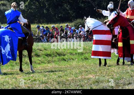 ©PHOTOPQR/LE PROGRES/Philippe TRIAS - 13/09/2020 - Tour de France, Isère, 13. September 2020. -Le peloton sur les Routes du département de l'Isère. - 2020/09/13. Tour de France Etappe 15. Stockfoto