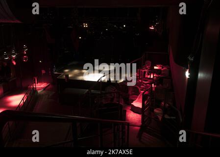 ©Adrien Vautier / Le Pictorium/MAXPPP - Adrien Vautier / Le Pictorium - 09/06/2020 - Frankreich / Ile-de-France / Paris - Les discotheques parisiennes fermees pour cause de Covid-19. En raison de la crise du Covid-19 le secteur des discotheques est ferme depuis la mi-mars 2020. / 09/06/2020 - Frankreich / Ile-de-France (Region) / Paris - Pariser Nachtclubs wegen Covid-19 geschlossen. Aufgrund der Covid-19-Krise ist der Diskothekenbereich seit Mitte März 2020 geschlossen. Stockfoto