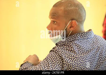 ©PHOTOPQR/LE PARISIEN/Olivier Lejeune ; Paris ; 22/09/2020 ; PROCES DE L HYPER CACHER DU 9 JANVIER 2015 Lassana Bathely , l'ex-employé de l'Hyper Cacher qui a aidé des otages à se cacher le 9 janvier2015 PARIS FRANKREICH SEPT 22. 2020 - CHARLIE HEBDO UND HYPER CASHER TERRORANSCHLÄGE PROZESS Stockfoto