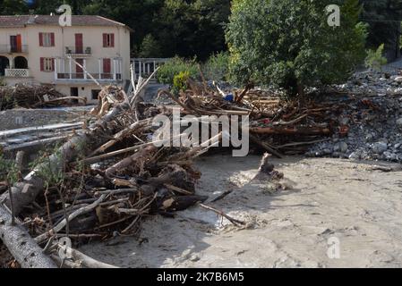 VaLC/Maxppp - Ein General der Flutflut aufgrund von Starkregen durch den Sturm „Alex“ in Breil sur Roya, Frankreich, 03. Oktober 2020. Es wird mit Starkregen und nassem Wetter gerechnet, da Sturm Alex Südfrankreich beeinflusst. Stockfoto