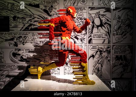 ©Michael Bunel / Le Pictorium/MAXPPP - Michael Bunel / Le Pictorium - 16/08/2018 - Frankreich / Ile-de-France / Paris - Flash. Ausstellung LEGO a paris porte de la Villette. 16 Aout 2018. Paris, Frankreich. / 16/08/2018 - Frankreich / Ile-de-France (Region) / Paris - Flash. LEGO Ausstellung in Paris Porte de la Villette. 16. August 2018. Paris, Frankreich. Stockfoto