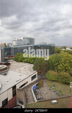 ©PHOTOPQR/L'ALSACE/Jean-Marc LOOS ; Strasbourg ; 06/10/2020 ; Le bâtiment du Parlement européen à Strasbourg à Strasbourg. Erwähnen Sie „ Réalisation Studio Europe “ obligatoire. - Straßburg, Frankreich Okt 6 2020 Stockfoto