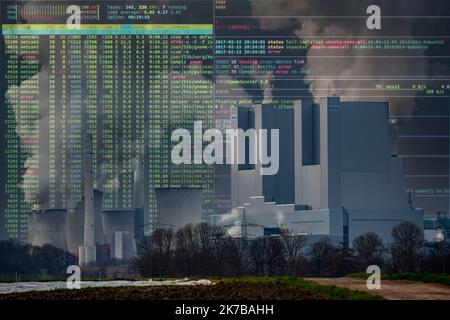 Symbolisches Bild kritische Infrastruktur, Blackout-Gefahr, Cyberterrorismus, Hacker-Angriff, Neurath Braunkohlekraftwerk, in der Nähe von Grevenbroich, RWE Powe Stockfoto