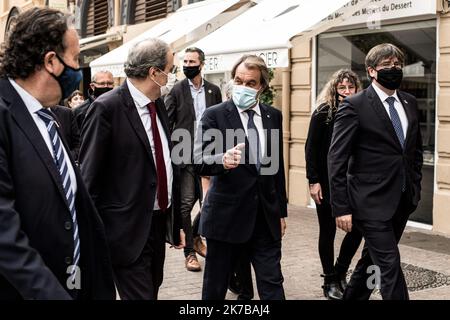 ©PHOTOPQR/L'INDEPENDANT/Nicolas Parent ; Perpignan ; 09/10/2020 ; Conférence de Presse des trois anciens présidents d ela généralitat de Catalunya, Quim Torra, Carles Puigdemont, et Artur Mas, réunis à Perpignan. Der katalanische Separatistenpräsident Quim Torra, das Europaabgeordnete und der ehemalige katalanische Präsident Carles Puigdemont und der ehemalige katalanische Regionalpräsident Artur Mas, die letzten drei Präsidenten der katalanischen Region, halten am 9. Oktober 2020 eine Pressekonferenz in Perpignan, Südwest-Frankreich. Stockfoto