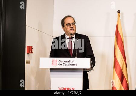 ©PHOTOPQR/L'INDEPENDANT/Nicolas Parent ; Perpignan ; 09/10/2020 ; Conférence de Presse des trois anciens présidents d ela généralitat de Catalunya, Quim Torra, Carles Puigdemont, et Artur Mas, réunis à Perpignan. Der katalanische Separatistenpräsident Quim Torra, das Europaabgeordnete und der ehemalige katalanische Präsident Carles Puigdemont und der ehemalige katalanische Regionalpräsident Artur Mas, die letzten drei Präsidenten der katalanischen Region, halten am 9. Oktober 2020 eine Pressekonferenz in Perpignan, Südwest-Frankreich. Stockfoto