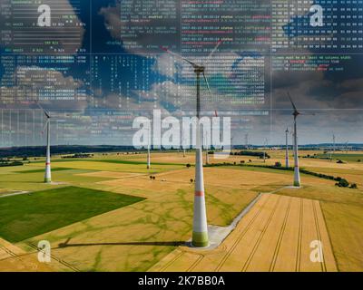 Symbolbild kritische Infrastruktur, Blackout-Gefahr, Cyberterrorismus, Windpark nahe der ostwestfälischen Stadt Asseln, südlich von Paderborn, NRW, Stockfoto