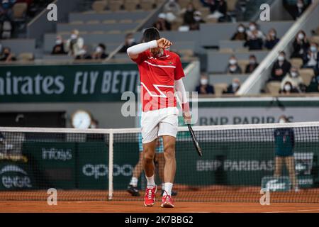 Aurelien Morissard / IP3; Novak DJOKOVIC aus Serbien im Finale der Männer beim French Open Tennisturnier in Roland Garros in Paris, Frankreich, am 11.. Oktober 2020, gegen Rafael NADAL aus Spanien. Stockfoto