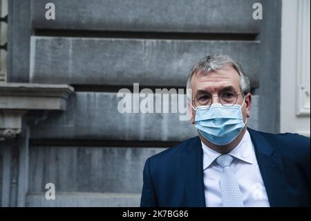 ©Nicolas Landemard / Le Pictorium/MAXPPP - Nicolas Landemard / Le Pictorium - 23/10/2020 - Belgique / Bruxelles - Le comite de concertation des differents ministres belges donnait une Conference de Presse ce jour annoncant les nouvelles mesures applicable sur le territoire national afin d'eviter un -Tsunami- sandaire ans le pays, En cause, l'Explosion du nombre de Contamination et le debordement des hopitaux belges face a la 2 eme vague de COVID. / 23/10/2020 - Belgien / Brüssel - der Konsultationsausschuss der verschiedenen belgischen Minister gab heute eine Pressekonferenz und kündigte das neue ME an Stockfoto