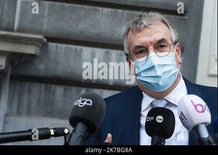 ©Nicolas Landemard / Le Pictorium/MAXPPP - Nicolas Landemard / Le Pictorium - 23/10/2020 - Belgique / Bruxelles - Le comite de concertation des differents ministres belges donnait une Conference de Presse ce jour annoncant les nouvelles mesures applicable sur le territoire national afin d'eviter un -Tsunami- sandaire ans le pays, En cause, l'Explosion du nombre de Contamination et le debordement des hopitaux belges face a la 2 eme vague de COVID. / 23/10/2020 - Belgien / Brüssel - der Konsultationsausschuss der verschiedenen belgischen Minister gab heute eine Pressekonferenz und kündigte das neue ME an Stockfoto