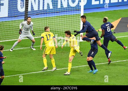 ©PHOTOPQR/VOIX DU Nord/BONNIERE Pascal ; 17/11/2020 ; SAINT DENIS , le 17 novembre 2020, ligue des Nations match France - Suede groupe c au stade de france . Pascal BonniÃ¨RE - Saint Denis, Frankreich, nov 17. 2020 - Nationenliga des Fußballs Frankreich gegen Schweden Stockfoto