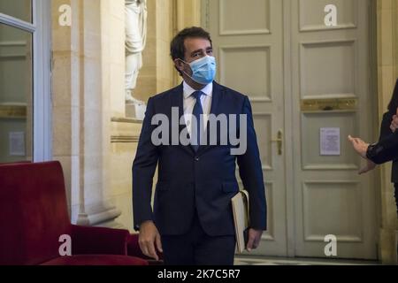 ©Christophe Petit Tesson/MAXPPP - 01/12/2020 ; PARIS ; FRANKREICH - der französische Abgeordnete Christophe Castaner (C)nimmt an der wöchentlichen Fragestunde an die Regierung an der Nationalversammlung in Paris, Frankreich, am 01. Dezember 2020 Teil. Stockfoto