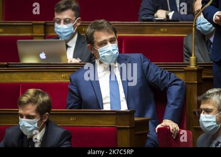 ©Christophe Petit Tesson/MAXPPP - 01/12/2020 ; PARIS ; FRANKREICH - der französische Abgeordnete Christophe Castaner (C)nimmt an der wöchentlichen Fragestunde an die Regierung an der Nationalversammlung in Paris, Frankreich, am 01. Dezember 2020 Teil. Stockfoto