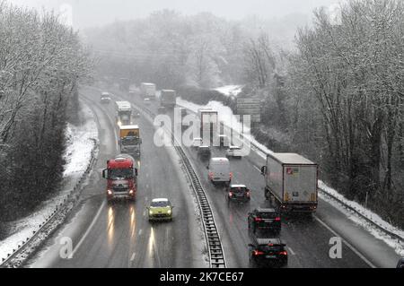 ©PHOTOPQR/L'EST REPUBLICAIN/ALEXANDRE MARCHI ; NANCY ; 14/01/2021 ; UMWELT - METEO - METEOROLOGIE - NEIGE - FROID - HIVER. Nancy, 14. Januar 2021. FOTO Alexandre MARCHI. - Schneewelle traf Nordostfrankreich am 14. 2021. januar Stockfoto