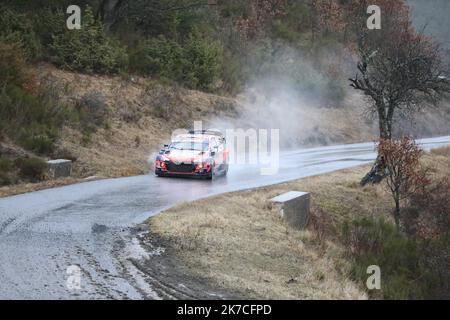 ©PHOTOPQR/LA PROVENCE/DUCLET Stéphane ; Gumiane ; 22/01/2021 ; Rallye de Monté Carlo 2021. Spéciale Chalancon - Gumiane. Tanak die 2021 WRC World Rally Car Championship, Rallye Monte Carlo am 21. Januar 2021 in Monaco Stockfoto