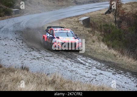 ©PHOTOPQR/LA PROVENCE/DUCLET Stéphane ; Gumiane ; 22/01/2021 ; Rallye de Monté Carlo 2021. Spéciale Chalancon - Gumiane. Neuville die WRC World Rally Car Championship 2021, Rallye Monte Carlo am 21. Januar 2021 in Monaco Stockfoto