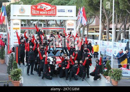 ©PHOTOPQR/LA PROVENCE/ARNOULT Dominique DUCLET Stéphane ; Monaco ; 24/01/2021 ; Rallye de Monté Carlo 2021. Ceremonie de remise des trophées à Monaco. Victoire de Ogier et Ingrassia. Ankunft und Podium für die Monte Carlo WRC 89. Stockfoto