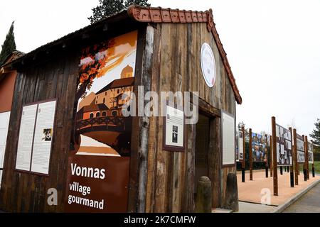 ©PHOTOPQR/LE PROGRES/Laurent THEVENOT - Vonnas 09/02/2021 - Pensé par Georges Blanc, un musée extérieur le Mardi 9 Février 2021 -Pour Georges Blanc, le Chef cuisinier, basé à Vonnas (01) , le confinement a été l'occasion de se pencher sur un projet peu commun : la création d'un musée extérieur. Gründung eines Freilichtmuseums in Vonnas am 9. Februar 2021 Stockfoto