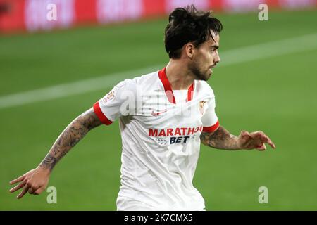 ©Laurent Lairys/MAXPPP - Suso vom FC Sevilla während des spanischen Pokals, Copa del Rey, Halbfinale, 1.-Bein-Fußballspiel zwischen dem FC Sevilla und dem FC Barcelona am 10. Februar 2021 im Sanchez Pizjuan Stadion in Sevilla, Spanien - Foto Laurent Lairys / MAXPPP Stockfoto