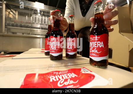 ©PHOTOPQR/NICE MATIN/Philipe Arnassan ; saint raphael ; 12/02/2021 ; la Brasserie raphaeloise Riviera Beer sort son 1er Cola, nommé riviera Cola, il est le seul en PACA a en produire Saint Raphaël , Frankreich , februar 12. 2021 - neue Soda in Südfrankreich : Riviera Cola Stockfoto