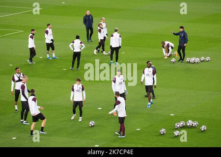 ©PHOTOPQR/LE PARISIEN/Fred Dugit ; Barcelone ; 15/02/2021 ; Sports Cam Nou (Barcelone), le 15 février 2021 Entrainement du Paris Saint Germain à la veille du choc contre le Barca en 8e de finale aller de la ligue des Champions Photo LP / Fred Dugit - PSG Training Session Feb 15 2021 Stockfoto