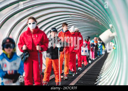 ©PHOTOPQR/LA MONTAGNE/Jérémie FULLERINGER ; ; 18/02/2021 ; Vacances de fevrier, hiver, Station de Ski alpin, Lioran, Laveissiere, 18/02/2021. Foto Jeremie Fulleringer - Winterurlaub in Frankreich. Stockfoto