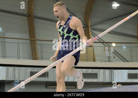 ©PHOTOPQR/LA MONTAGNE/Richard BRUNEL ; ; 27/02/2021 ; Perche Elite Tour All Star Perche, Kevin Mayer, Aubiere le 27/02/2021 Foto R Brunel All Star Perche international Indoor Pole vaulting Leichtathletik Treffen bei der Jean Pellez Stadion in Aubiere , in der Nähe von Clermont-Ferrand , Mittelfrankreich , auf Februar 27 , 2021 . Stockfoto