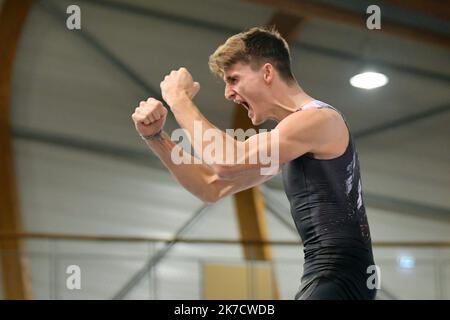 ©PHOTOPQR/LA MONTAGNE/Richard BRUNEL ; ; 27/02/2021 ; All Star Perche 2021, Ethan Cormont, Aubiere le 27/02/2021 Foto R Brunel All Star Perche international Indoor Pole vaulting Leichtathletik Treffen bei der Jean Pellez Stadion in Aubiere , in der Nähe von Clermont-Ferrand , Mittelfrankreich , auf Februar 27 , 2021 . Stockfoto