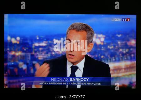 ©PHOTOPQR/L'ALSACE/Jean-François FREY ; ; 03/03/2021 ; L'ancien président de la république Nicolas Sarkozy lors de son Intervention au Journal de 20H de TF1. Der ehemalige französische Präsident Nicolas Sarkozy wird am 3. März 2021 von dem Journalisten Gilles Bouleau im Studio der Abendnachrichten des französischen Fernsehsenders TF1 interviewt Stockfoto