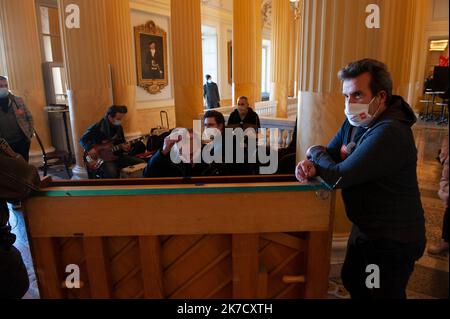 ©Laurent Paillier / Le Pictorium/MAXPPP - Laurent Paillier / Le Pictorium - 06/03/2021 - Frankreich / Ile-de-France / Paris - Des intermittents du spectacle et travailleurs du secteur de l'evenementiel ont lance une Action d'Occupation du Theatre de l'Odeon pour Demander de nouvelles mesures de soutien / 06/03/2021 - Frankreich / Ile-de-France (Region) / Paris - Intermittierende Künstler und Veranstaltung Arbeiter haben eine Besatzungsaktion im Odeon-Theater gestartet, um neue Unterstützungsmaßnahmen zu fordern Stockfoto