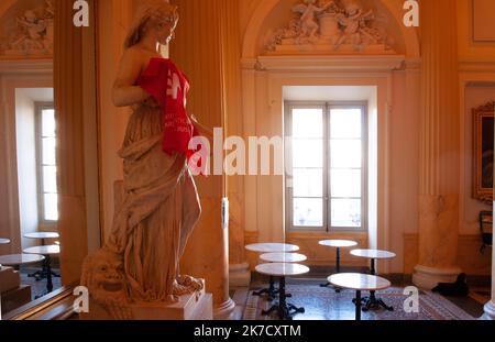 ©Laurent Paillier / Le Pictorium/MAXPPP - Laurent Paillier / Le Pictorium - 06/03/2021 - Frankreich / Ile-de-France / Paris - Des intermittents du spectacle et travailleurs du secteur de l'evenementiel ont lance une Action d'Occupation du Theatre de l'Odeon pour Demander de nouvelles mesures de soutien / 06/03/2021 - Frankreich / Ile-de-France (Region) / Paris - Intermittierende Künstler und Veranstaltung Arbeiter haben eine Besatzungsaktion im Odeon-Theater gestartet, um neue Unterstützungsmaßnahmen zu fordern Stockfoto
