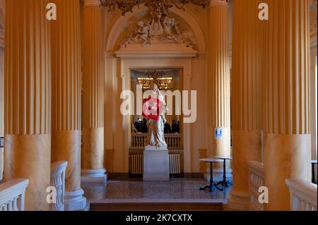 ©Laurent Paillier / Le Pictorium/MAXPPP - Laurent Paillier / Le Pictorium - 06/03/2021 - Frankreich / Ile-de-France / Paris - Des intermittents du spectacle et travailleurs du secteur de l'evenementiel ont lance une Action d'Occupation du Theatre de l'Odeon pour Demander de nouvelles mesures de soutien / 06/03/2021 - Frankreich / Ile-de-France (Region) / Paris - Intermittierende Künstler und Veranstaltung Arbeiter haben eine Besatzungsaktion im Odeon-Theater gestartet, um neue Unterstützungsmaßnahmen zu fordern Stockfoto