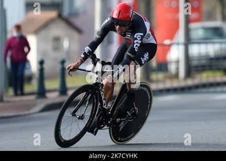 ©Laurent Lairys/MAXPPP - GILBERT Philippe von Lotto Soudal während der Paris-Nizza 2021, Radrennen Etappe 3, Zeitfahren, Gien - Gien (14,4 km) in Gien, Frankreich - Foto Laurent Lairys / MAXPPP Stockfoto