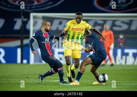 Aurelien Morissard / IP3; Randal KOLO des FC Nantes spielt am 14. März 2021 im Stadion Parc des Princes in Paris, Frankreich, gegen RAFAEL ans PRESNEL KIMPEMBE von Paris Saint Germain beim Fußballspiel der französischen Ligue 1 zwischen Paris Saint Germain (PSG) und dem FC Nantes. Stockfoto