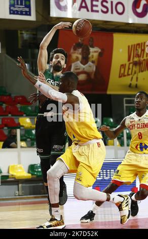 Thierry Larret/Maxppp. Basket Pro B: JA Vichy Clermont Métropole gegen Gries Oberhoffen. Le 2 avril 2021, Palais des Sports Pierre Coulon, Vichy (03) Stockfoto