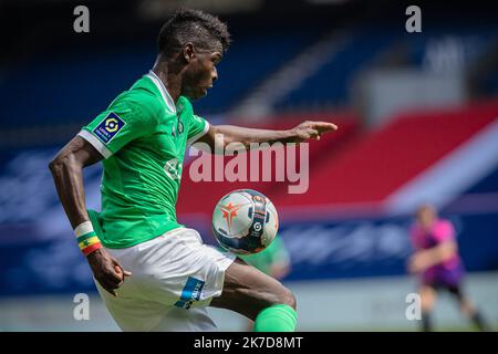 Aurelien Morissard / IP3; Pape CISSE von Saint-Etienne während des französischen Fußballspiels Ligue 1 zwischen Paris Saint Germain (PSG) und Saint-Etienne am 18. April 2021 im Stadion Parc des Princes in Paris, Frankreich. Stockfoto