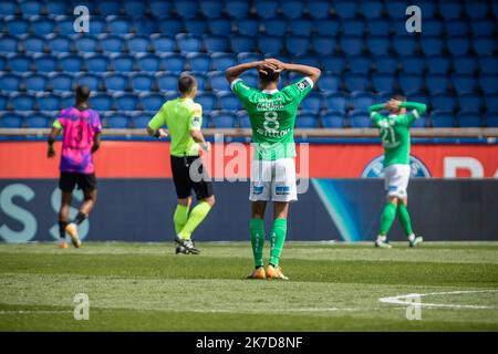 Aurelien Morissard / IP3; das Team von Saint-Etienne reagiert während des französischen Fußballspiels Ligue 1 zwischen Paris Saint Germain (PSG) und Saint-Etienne am 18. April 2021 im Stadion Parc des Princes in Paris, Frankreich. Stockfoto