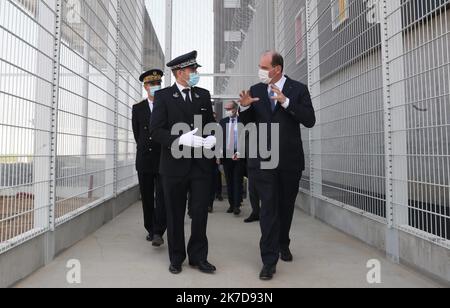 ©PHOTOPQR/L'ALSACE/Darek SZUSTER ; Lutterbach ; 20/04/2021 ; Le Premier ministre Jean Castex et le ministre de la Justice Éric Dupond - Moretti en visite à la pentnis de Lutterbach, qui devrait ouvrir à l'automne, ce mardi 20 avril Lutterbach, Frankreich, april 20. 2021 Frankreich müssen mehr Gefängnisse bauen : 15 000 Plätze werden von dem französischen Premierminister JeanCastex und Justizminister EricDupontMoretti eingerichtet Stockfoto