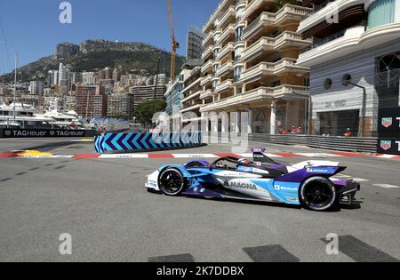 ©PHOTOPQR/NICE MATIN/Jean François Ottonello ; Monaco ; 08/05/2021 ; OTTONELLO JEAN-FRANCOIS - samedi 8 Mai 2021 à Monaco - 4ème Grand Prix de Formule E de Monaco 2021 - 27 – Jake Dennis (GBR) BMW i Andretti - chicane du Port Samstag, 8. Mai 2021 in Monaco - 4. Formel E Monaco Grand Prix 2021 Stockfoto