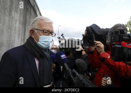 ©PHOTOPQR/LA PROVENCE/REY Jérôme ; Avignon ; 11/05/2021 ; Avignon Faits divers meurtre de Eric Masson policier abbatu lors du controlre d'un Point de Deal vente de stupefiants a Avignon le 5 Mai Arrivee des suspects au palais de Justice - Avignon, Frankreich, Mai 11. 2021 Mord an dem Polizeibeamten Eric Masson während einer Drogenkontrolle : Ankunft von Verdächtigen im Gerichtsgebäude Stockfoto