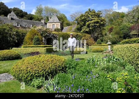 ©PHOTOPQR/OUEST FRANCE/Marc OLLIVIER ; Trédarzec ; 14/05/2021 ; Le célèbre chausseur français Christian Louboutin est le nouveau propriétaire du jardin de Kerdalo à Trédarzec, dans les Côtes-d’Armor en Bretagne. Der berühmte französische Schuhmacher Christian Louboutin ist der neue Besitzer des Jardin de Kerdalo in Trédarzec, in der Region Côtes-d'Armor in der Bretagne. Stockfoto