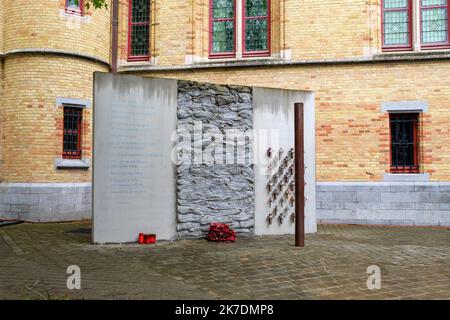 ©Arnaud BEINAT/Maxppp. 2021/05/24, Poperinge, Flandres, Belgique. L'Hôtel de ville de Poperinge à érigé un Monument où l'on voit le poteau d'exécution ou furent fusilles de nombreux soldats du Commenwealth condamnés à mort pour lâcheté devant l'ennemi durant la Grande guerre. Stockfoto